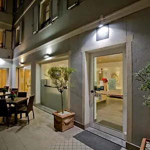 Hotell Di, Colico