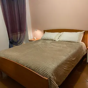  Apartment E Monti