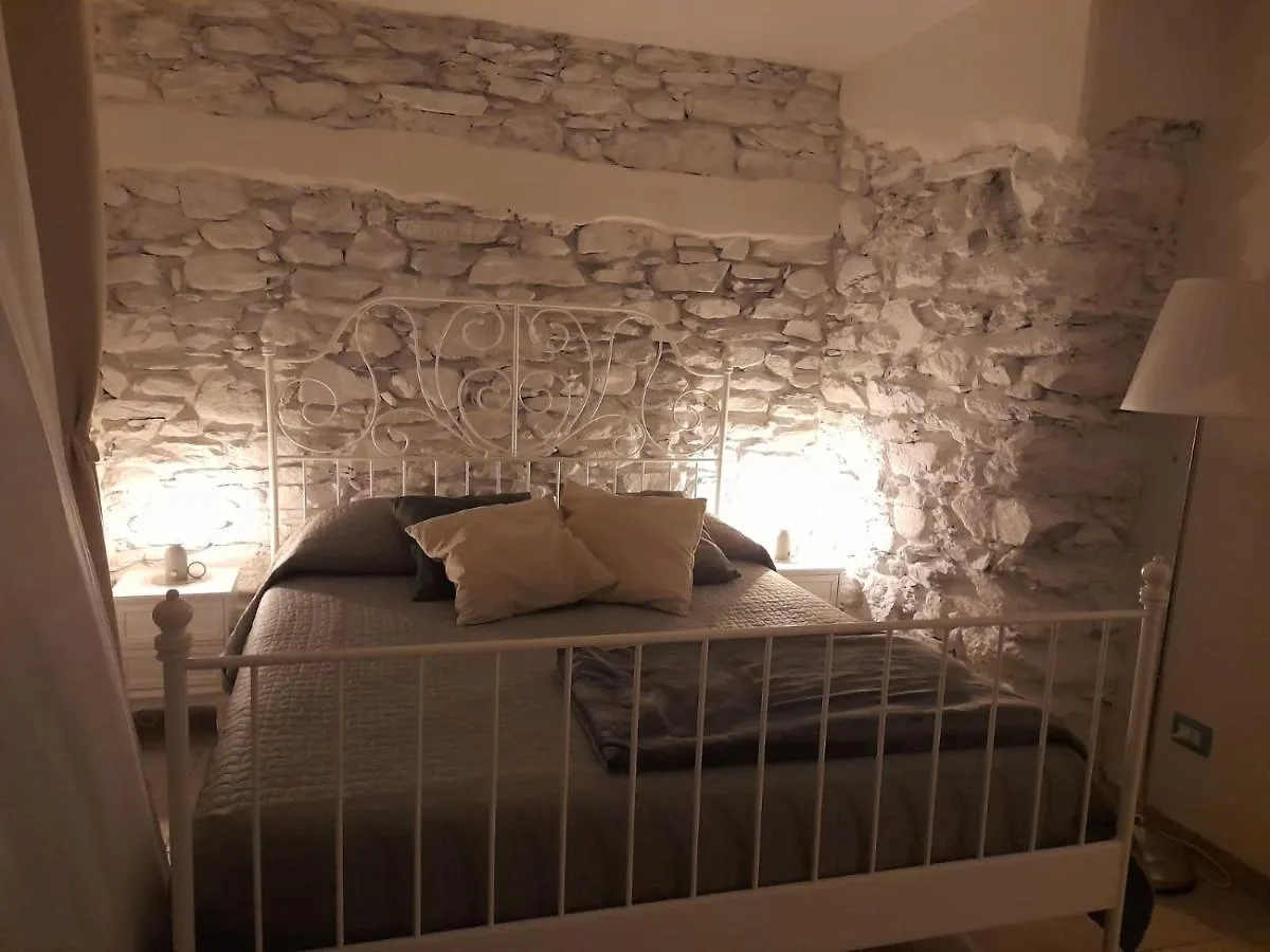 Apartment Ape Bianca - Appartamento Mimosa Colico Italy